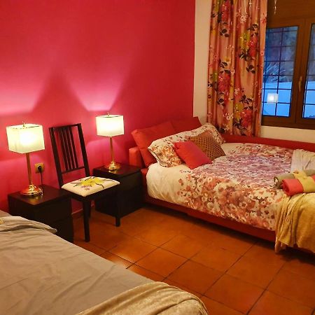 סיטגס Ashram Villa Sunshine מראה חיצוני תמונה