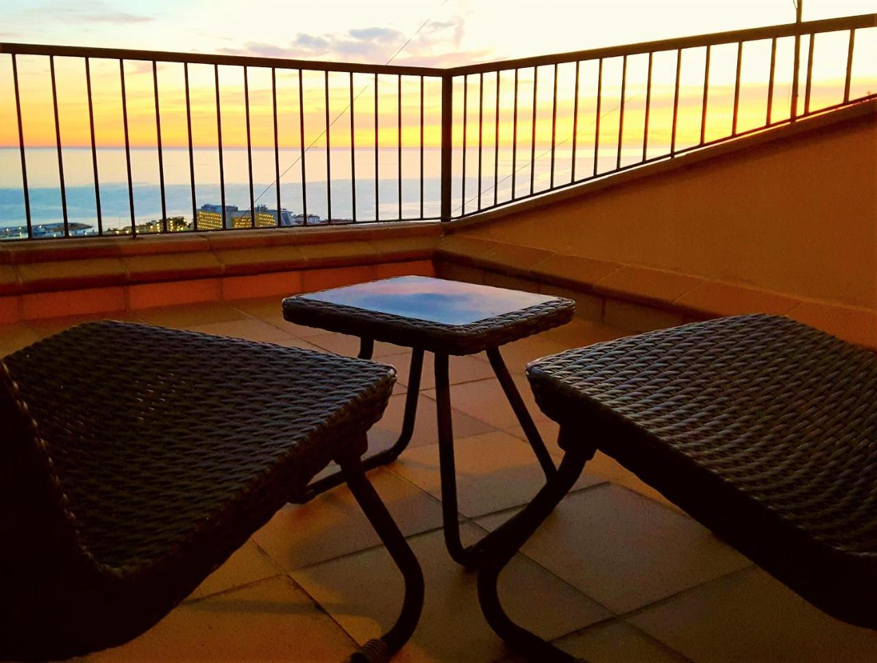 סיטגס Ashram Villa Sunshine מראה חיצוני תמונה