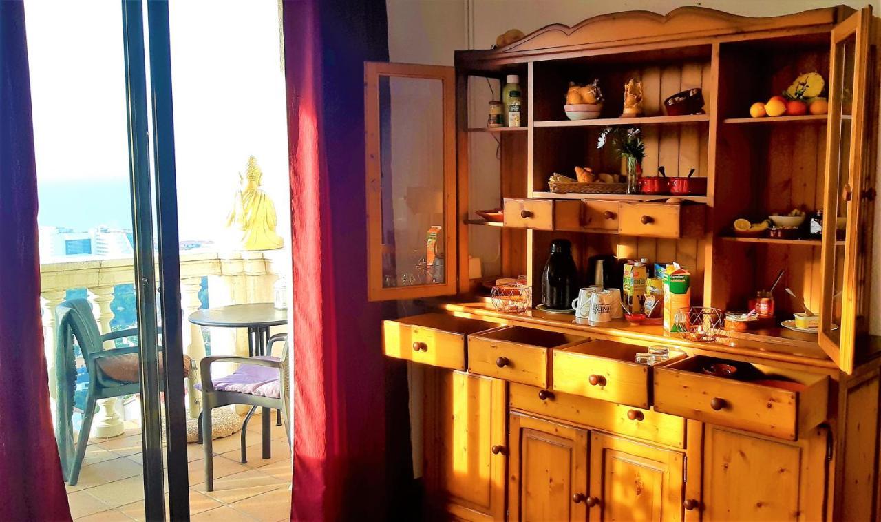 סיטגס Ashram Villa Sunshine מראה חיצוני תמונה