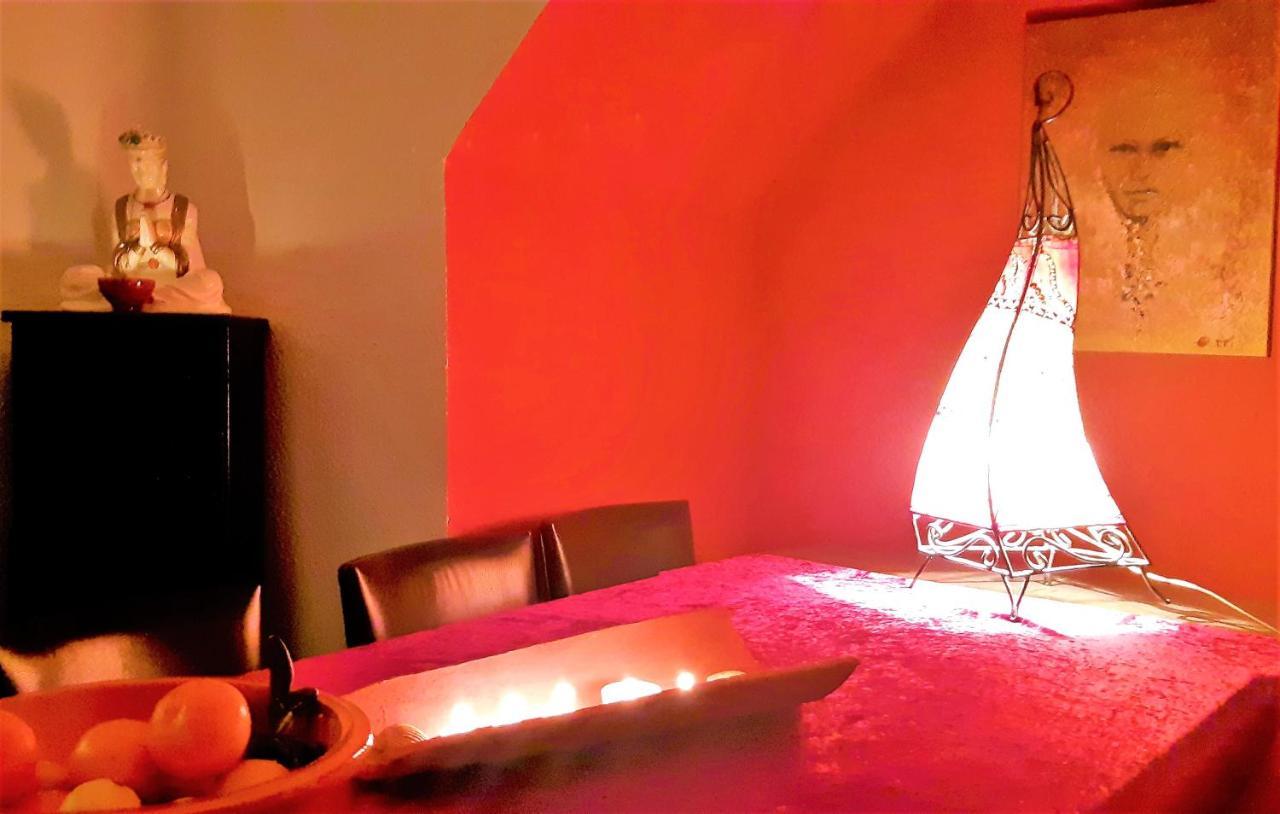 סיטגס Ashram Villa Sunshine מראה חיצוני תמונה